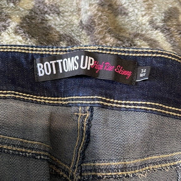 Bottoms up high rise skinny jean - Picture 2 of 6